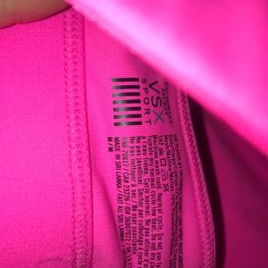 Victoria's Secret Intimates & Sleepwear - 🎃Victoria secrets sports size medium sports bra Victoria's Secret Intimates & Sleepwear - 🎃Victoria secrets sports size medium sports bra